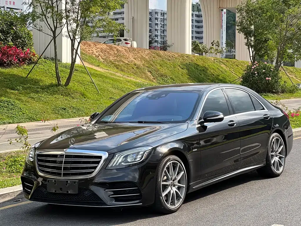 Mercedes-Benz S-Class — фото 1