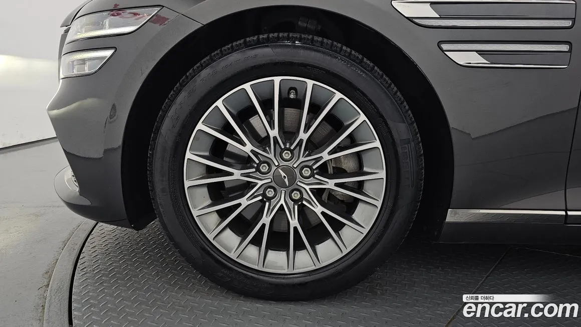 Genesis G80 — фото 9