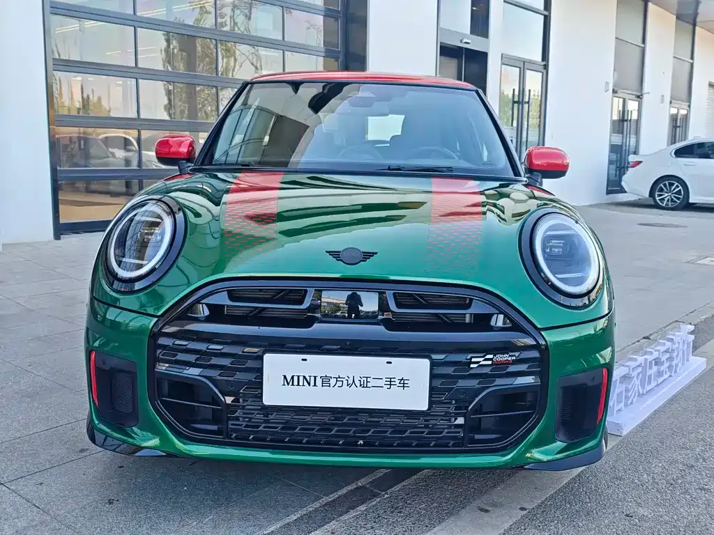 MINI JCW (John Cooper Works) — фото 9