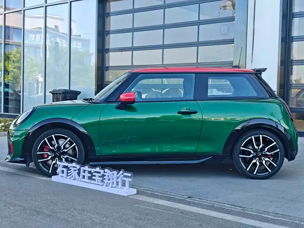 MINI JCW (John Cooper Works) — фото 3
