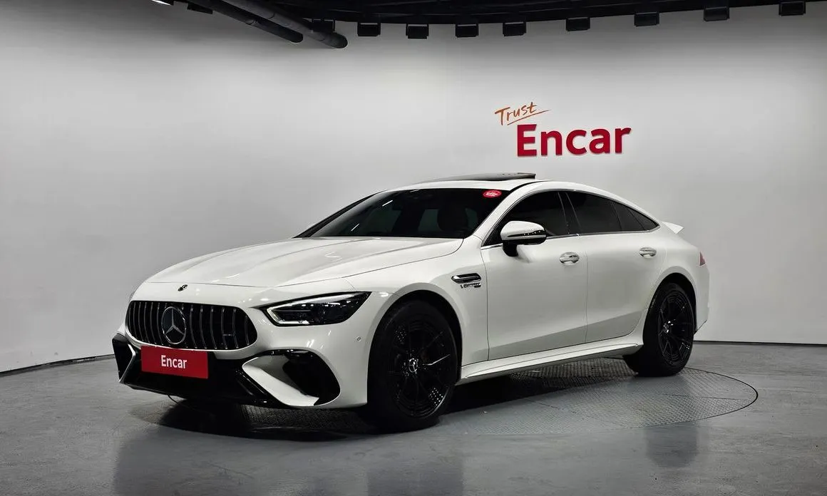 Mercedes-Benz AMG GT — фото 1