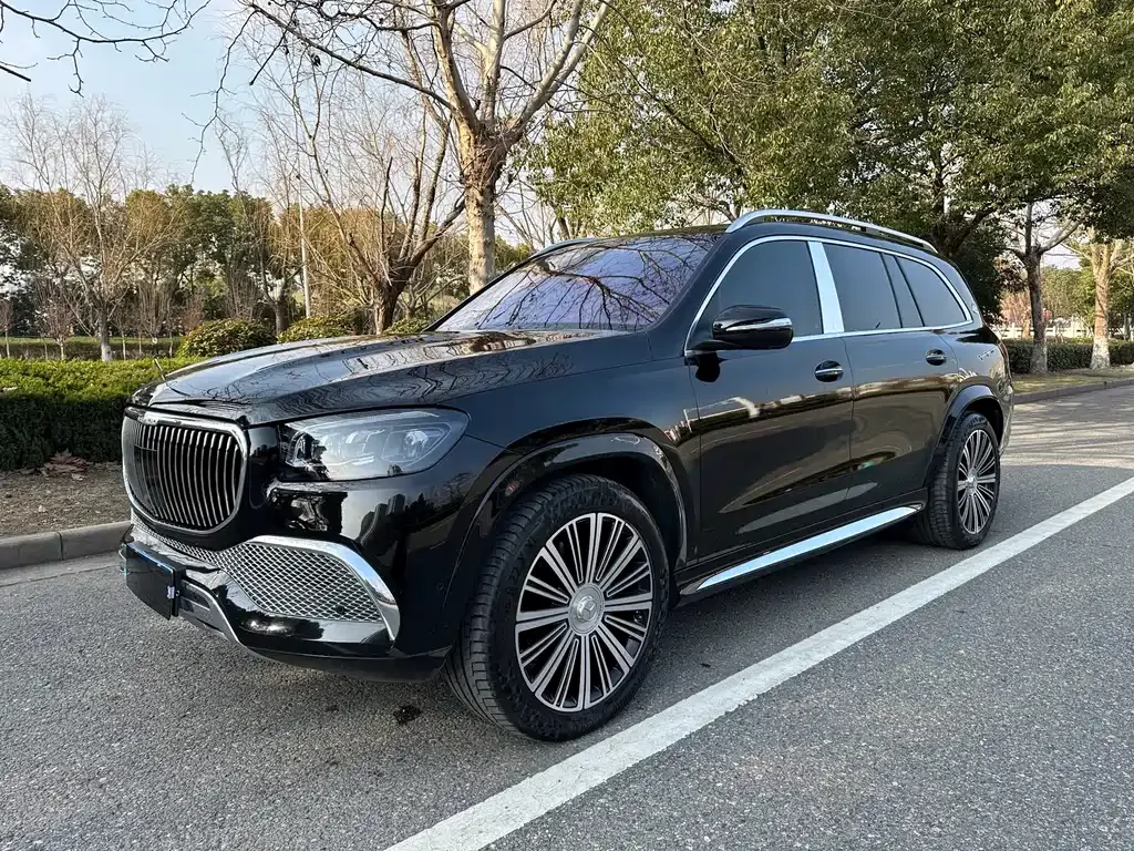 Mercedes-Benz GLS — фото 1
