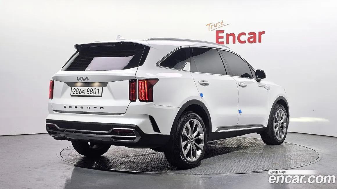 Kia Sorento — фото 10