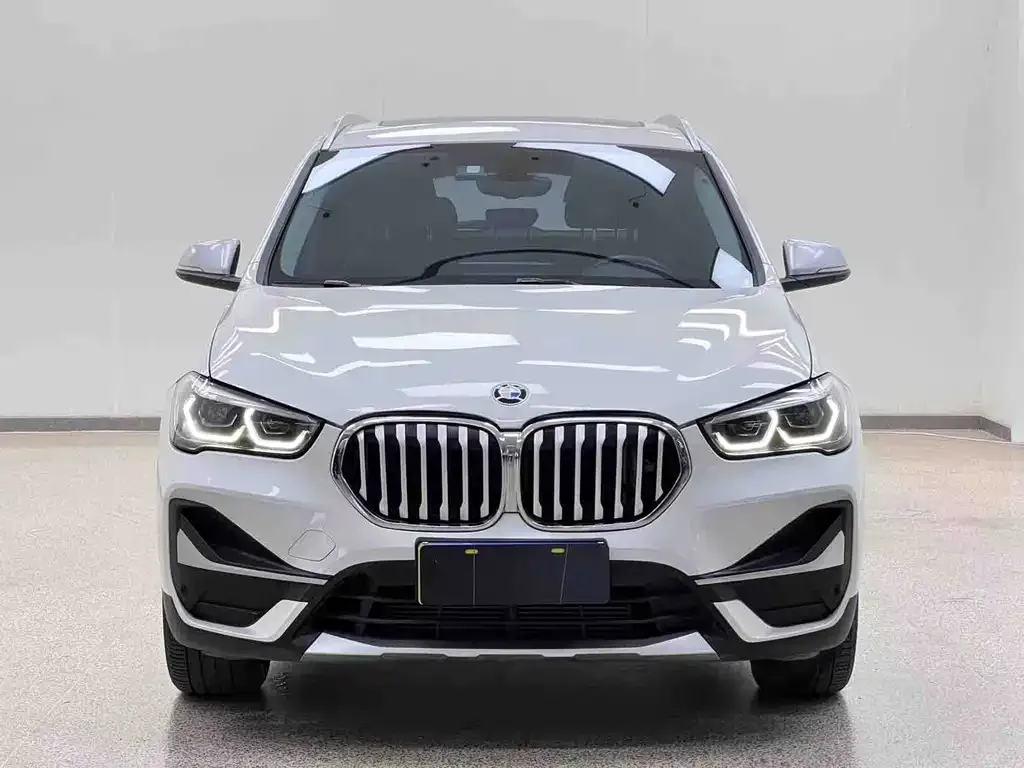 BMW X1 — фото 7