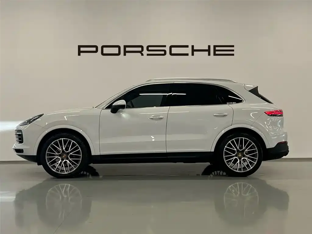 Porsche Cayenne — фото 2