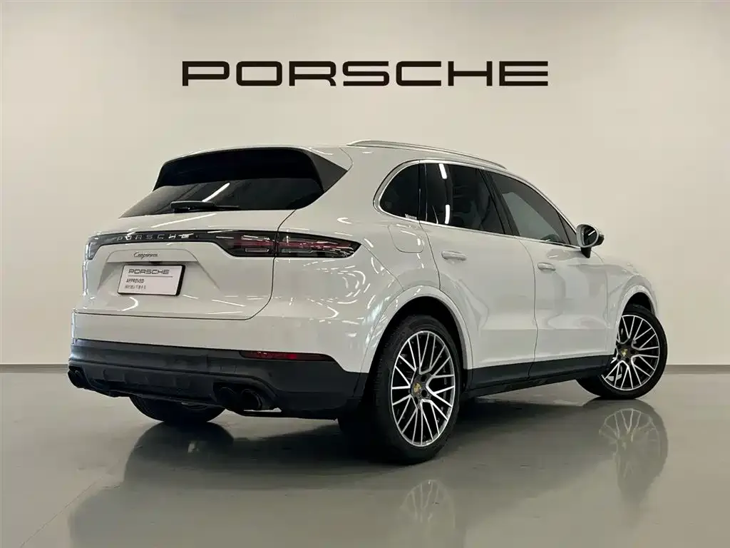 Porsche Cayenne — фото 4