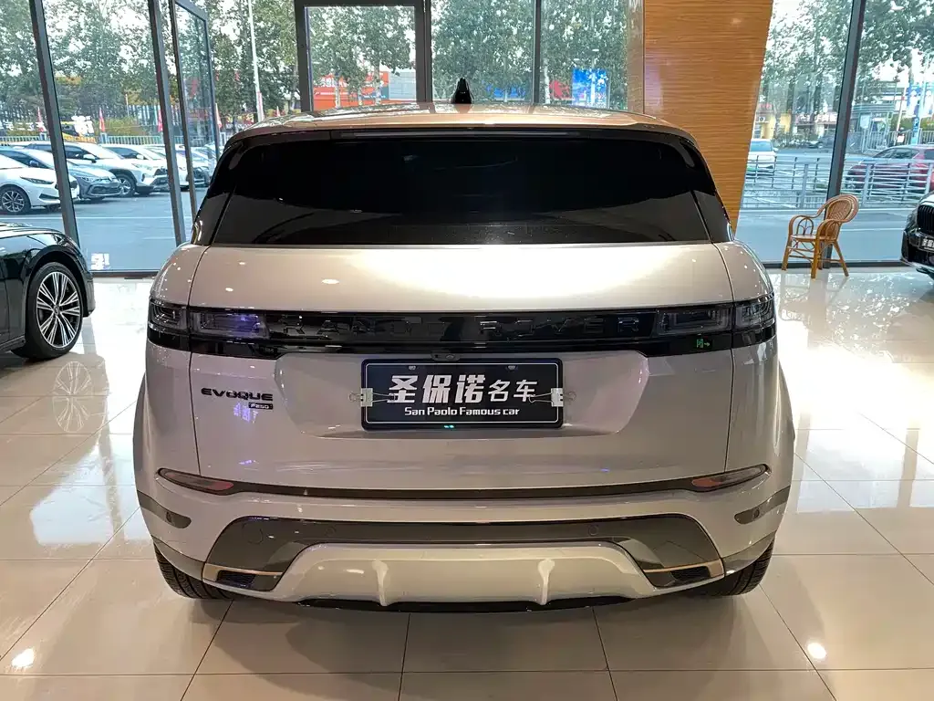 Land Rover Evoque — фото 8