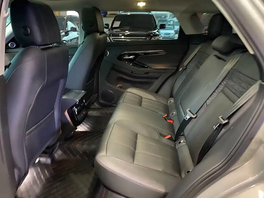 Land Rover Evoque — фото 5