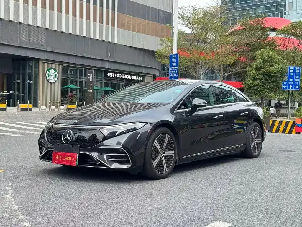 Mercedes-Benz EQS
