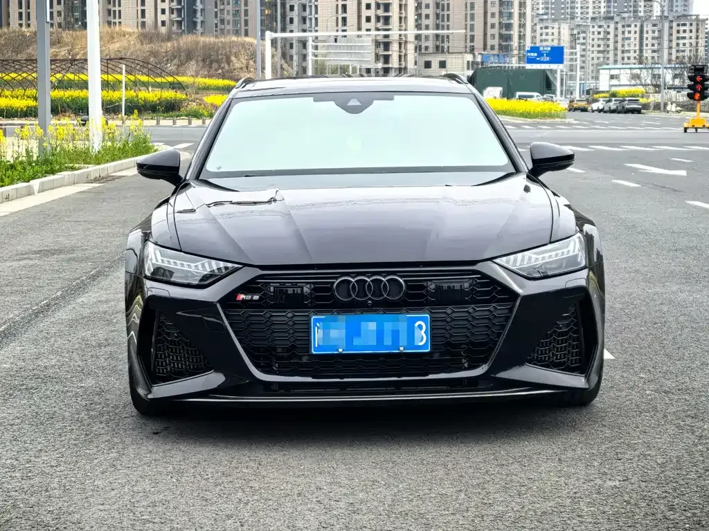 Audi RS 6 2025 из CN, фото 5