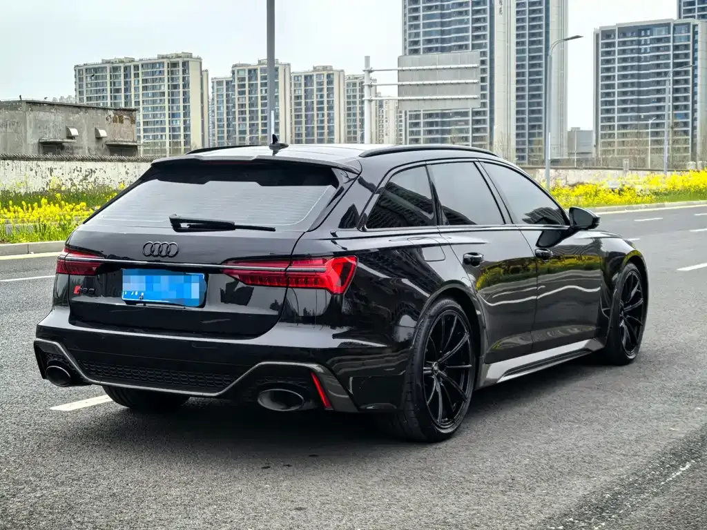 Audi RS 6 2025 из CN, фото 3