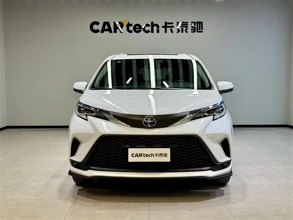 Toyota Granvia — фото 4