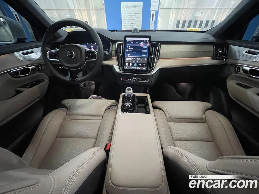 Volvo XC90 2026 из KR, фото 2