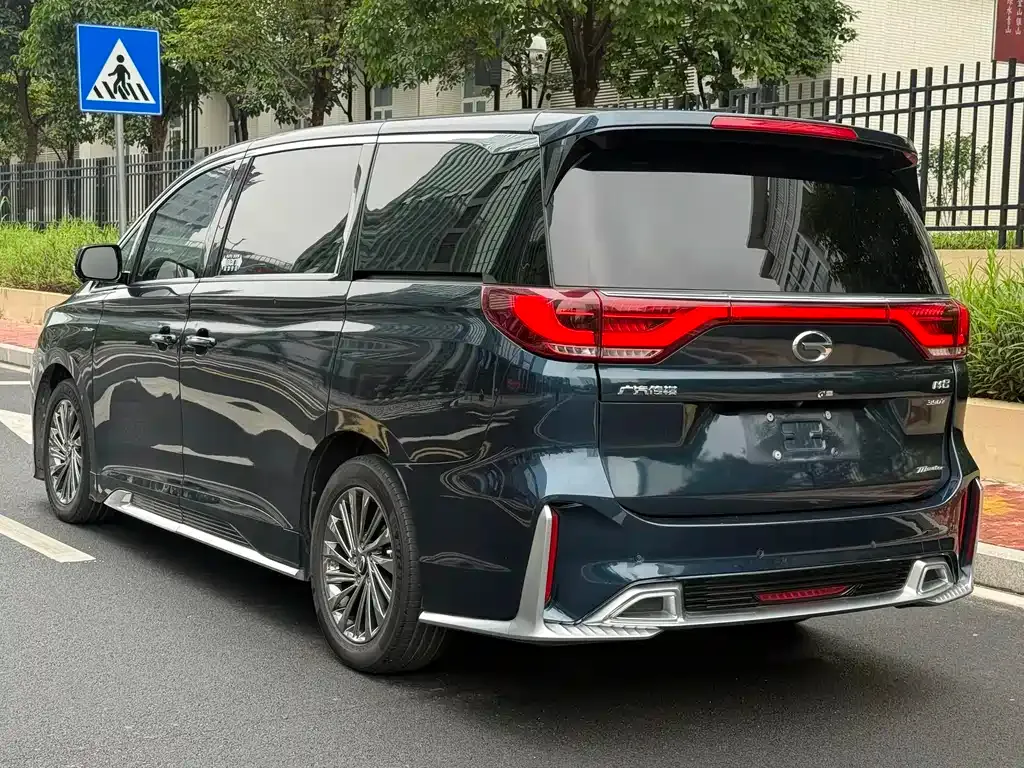 GAC Motor Trumpchi M8 — фото 8