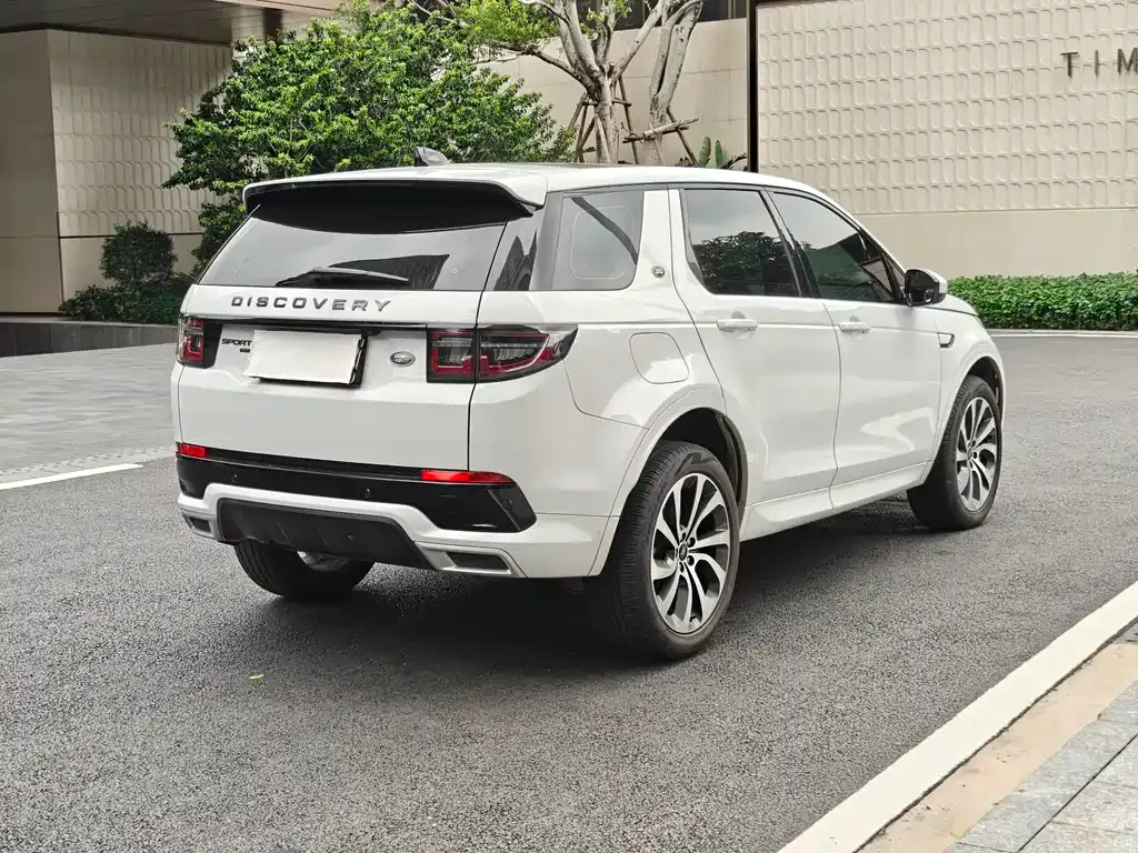 Land Rover Discovery Sport — фото 10
