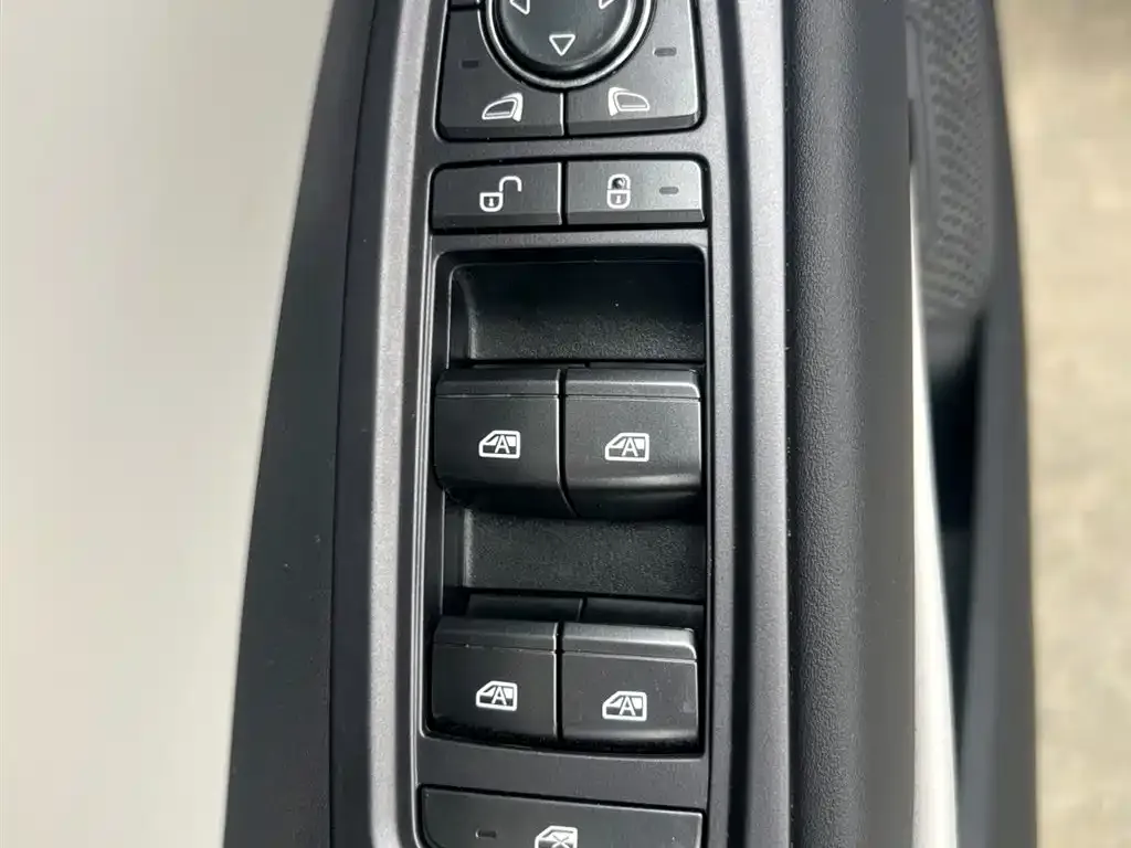 BYD Seal 06 — фото 10