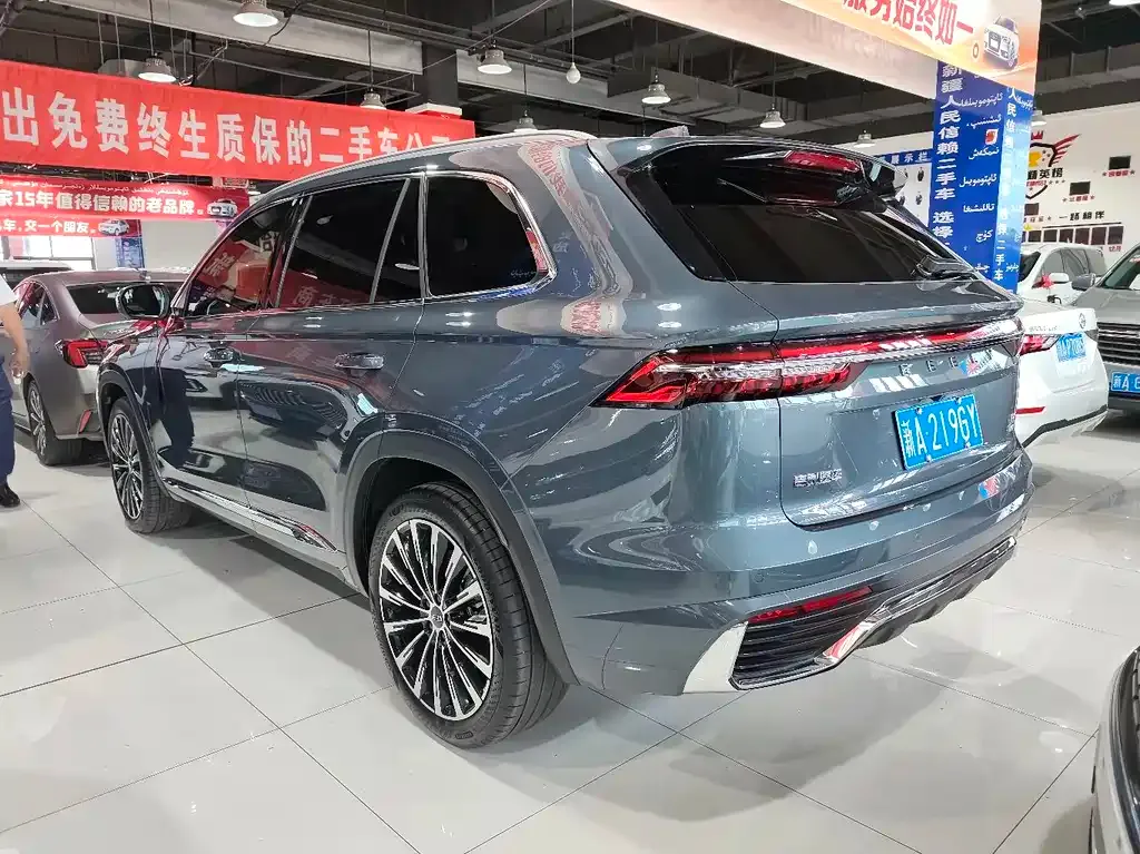 Geely Xingyue L — фото 10