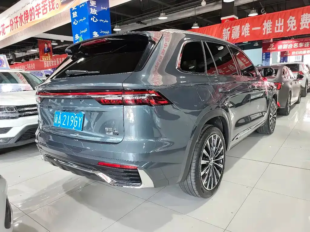 Geely Xingyue L — фото 9
