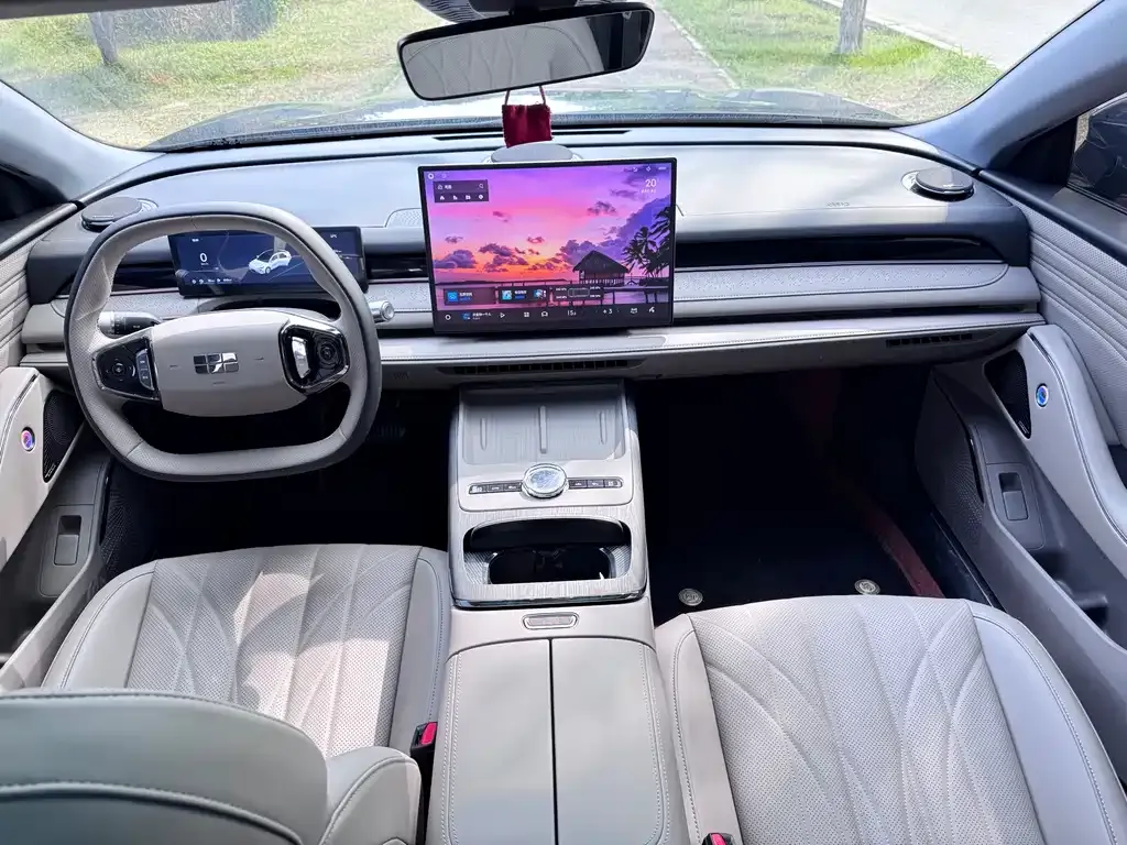 Geely Galaxy Xingyao 8 2025 из CN, фото 4