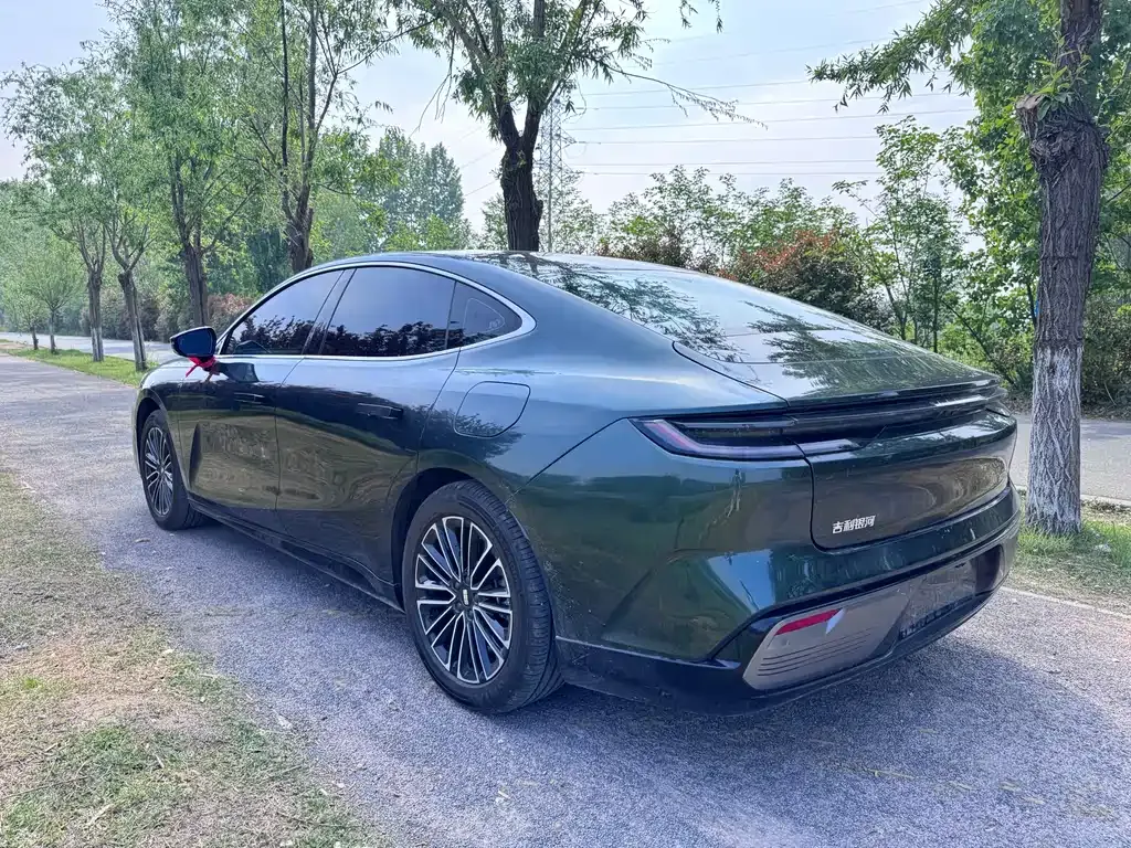 Geely Galaxy Xingyao 8 2025 из CN, фото 8