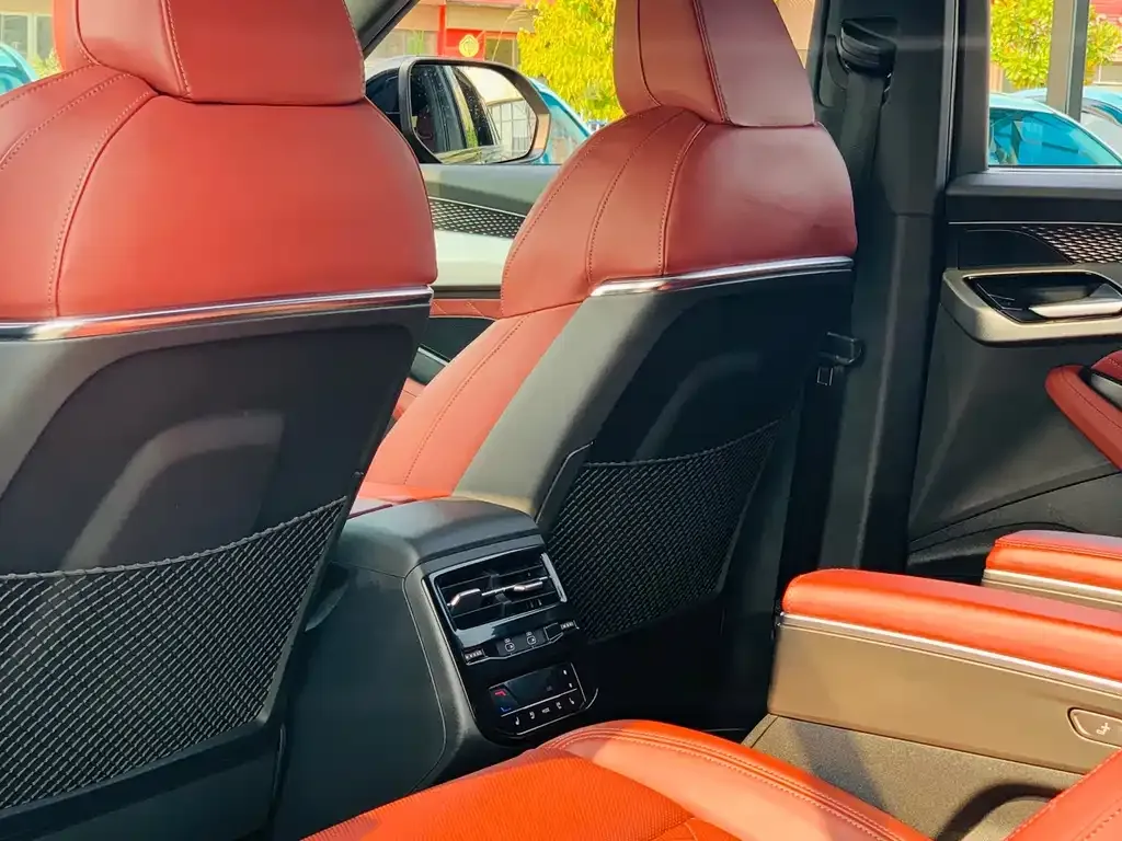 Audi Q6 2023 из CN, фото 7