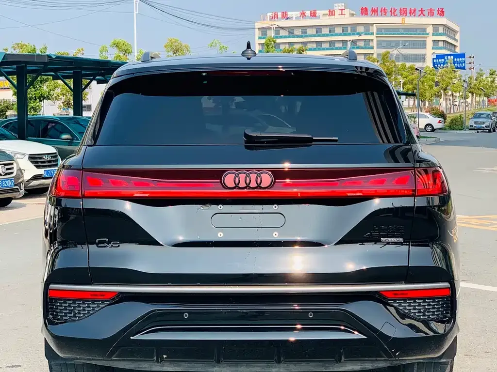 Audi Q6 2023 из CN, фото 3