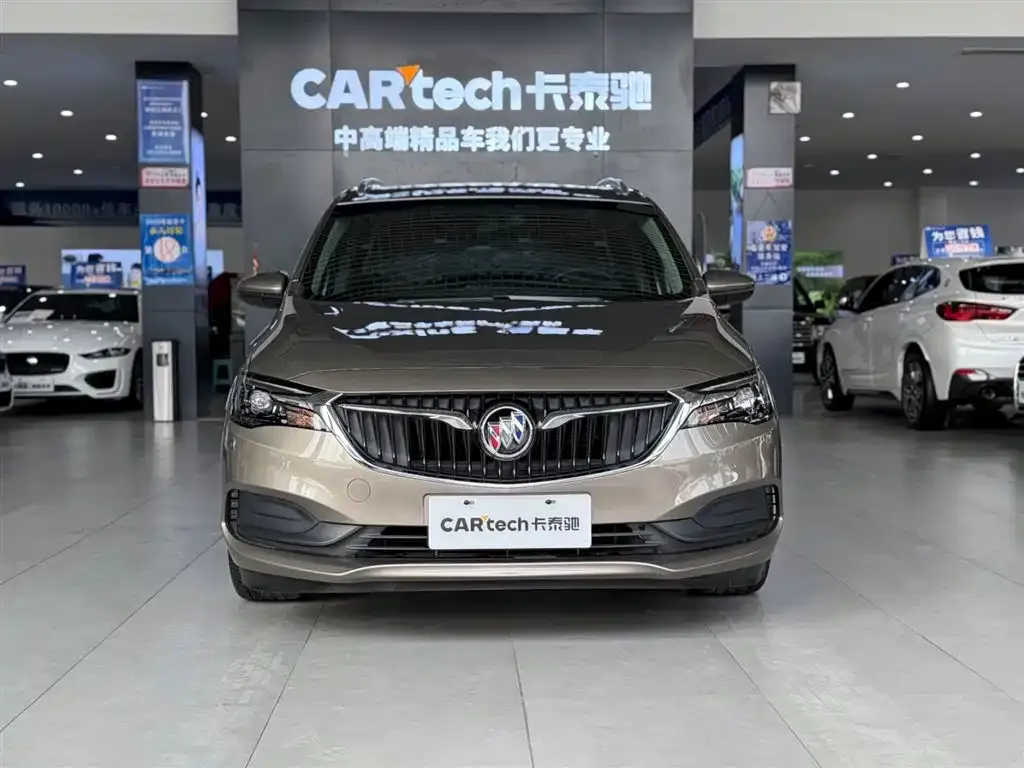 Buick GL6 2023 из CN, фото 9