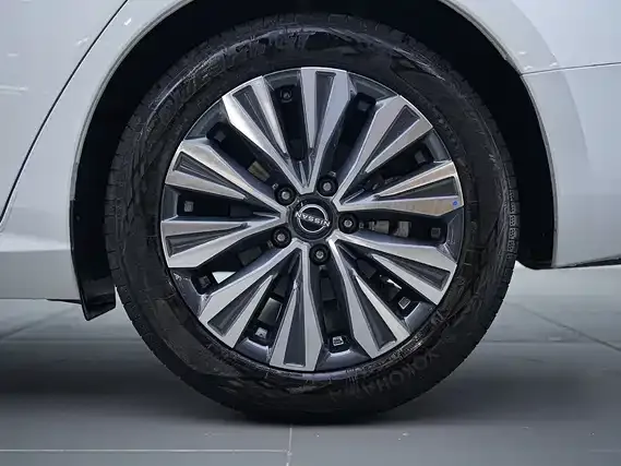 Nissan Teana — фото 10