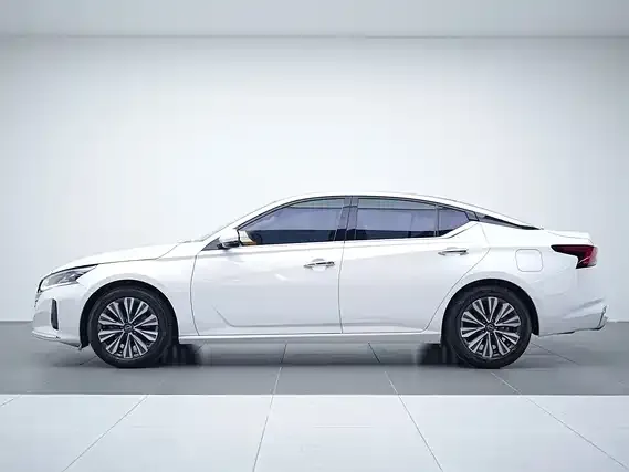 Nissan Teana — фото 7