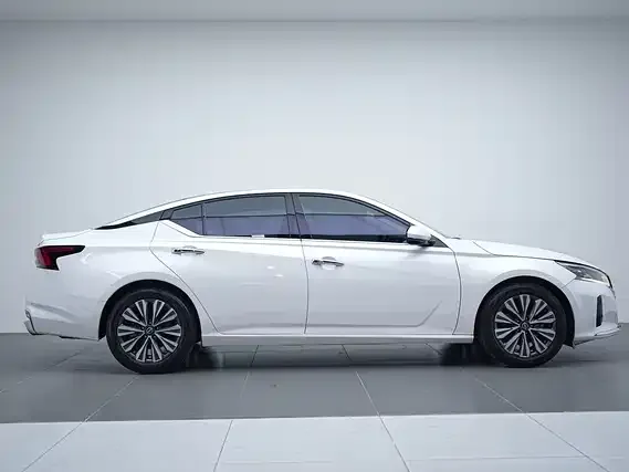 Nissan Teana — фото 8