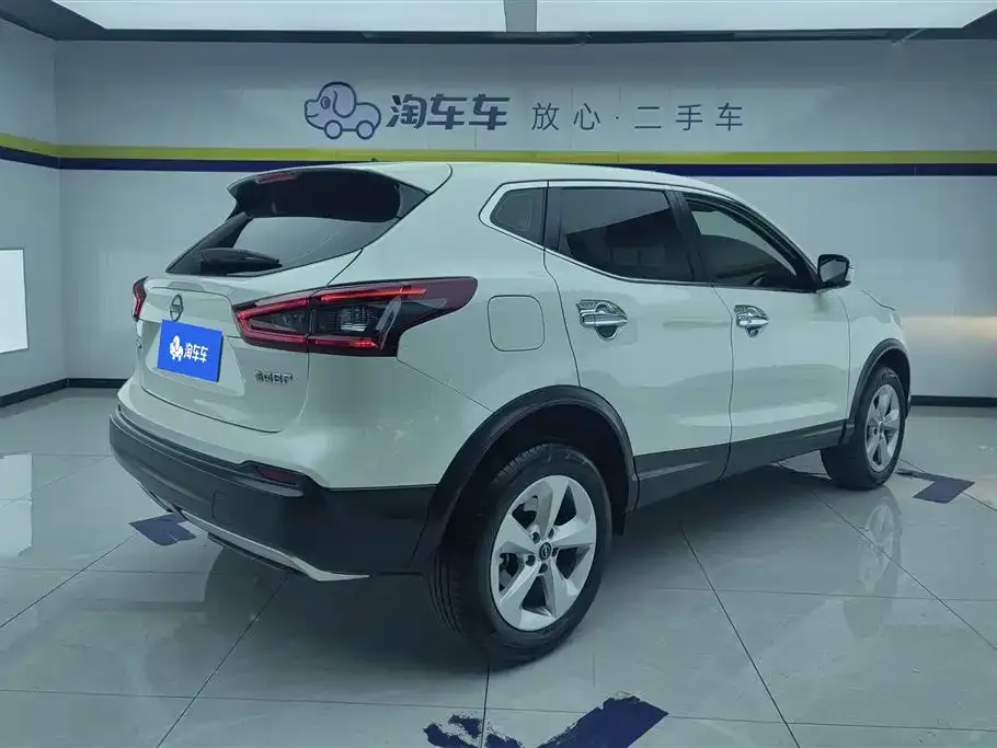 Nissan Qashqai — фото 6