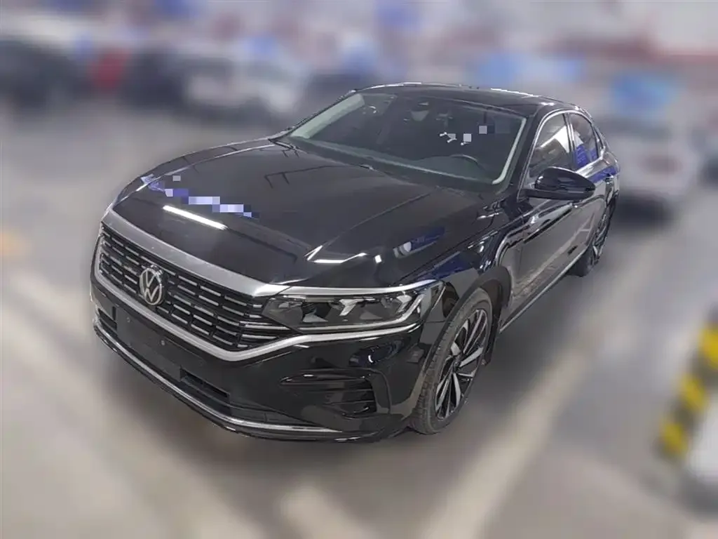 Volkswagen Passat — фото 1