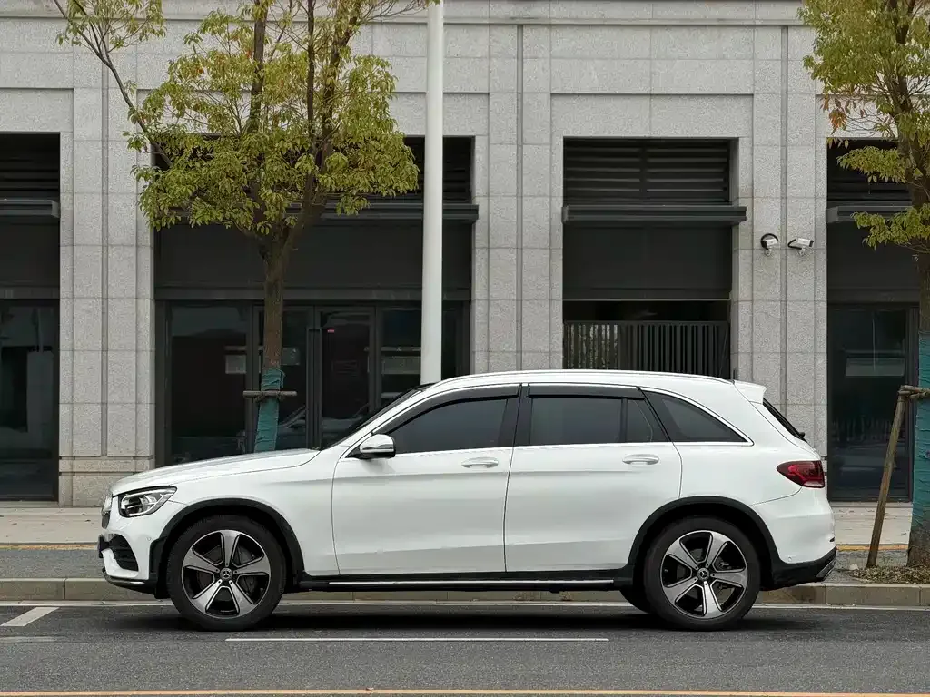 Mercedes-Benz GLC — фото 3