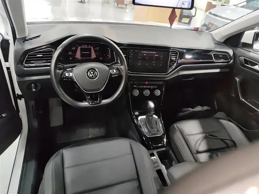 Volkswagen T-Roc 2021 из CN, фото 9