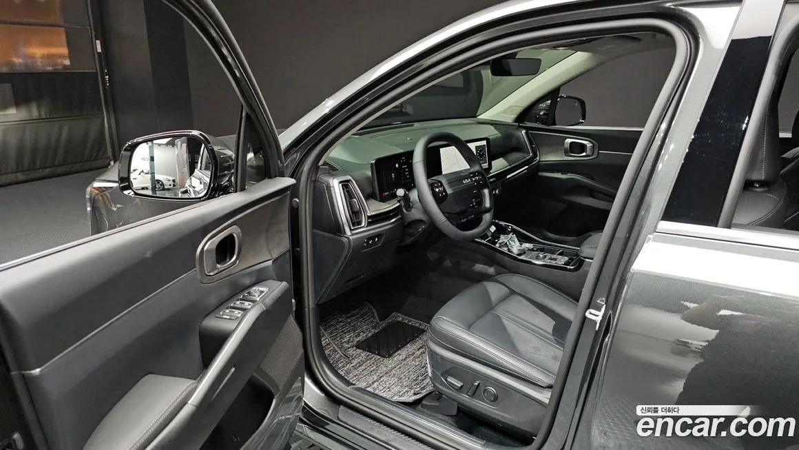 Kia Sorento — фото 10