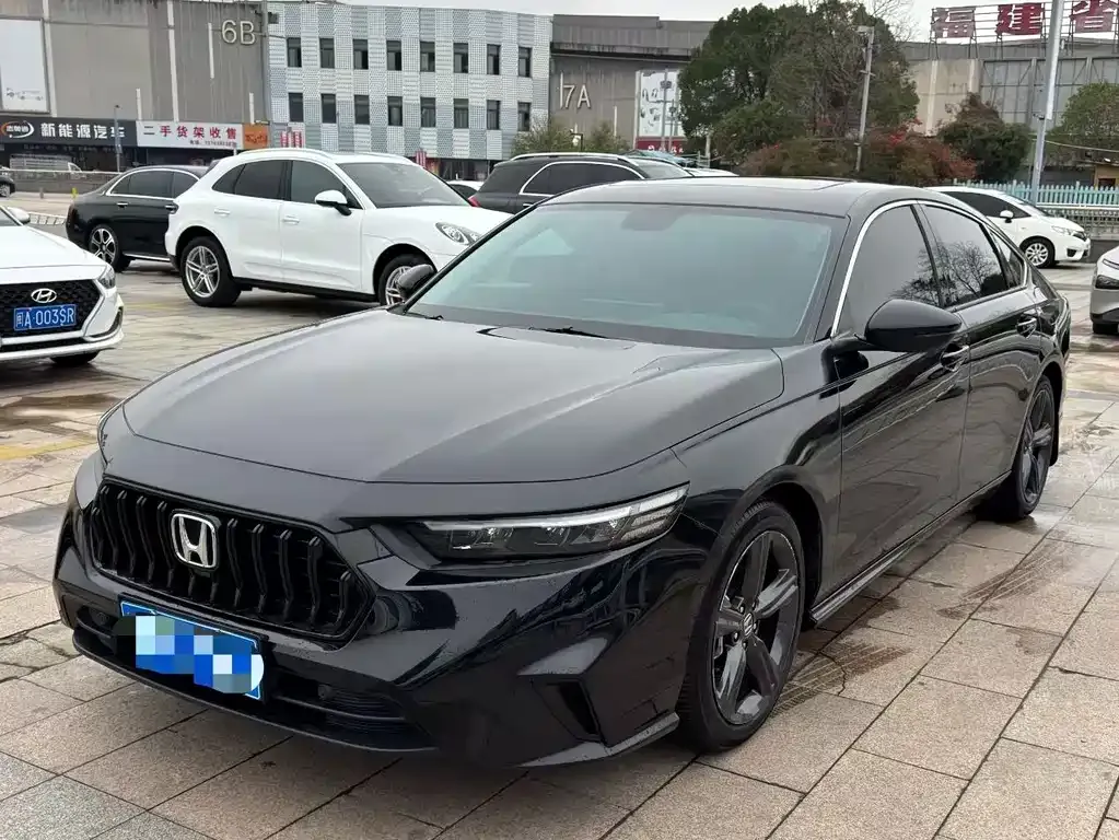 Honda Inspire — фото 1