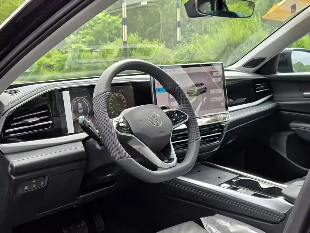 Volkswagen Passat — фото 8