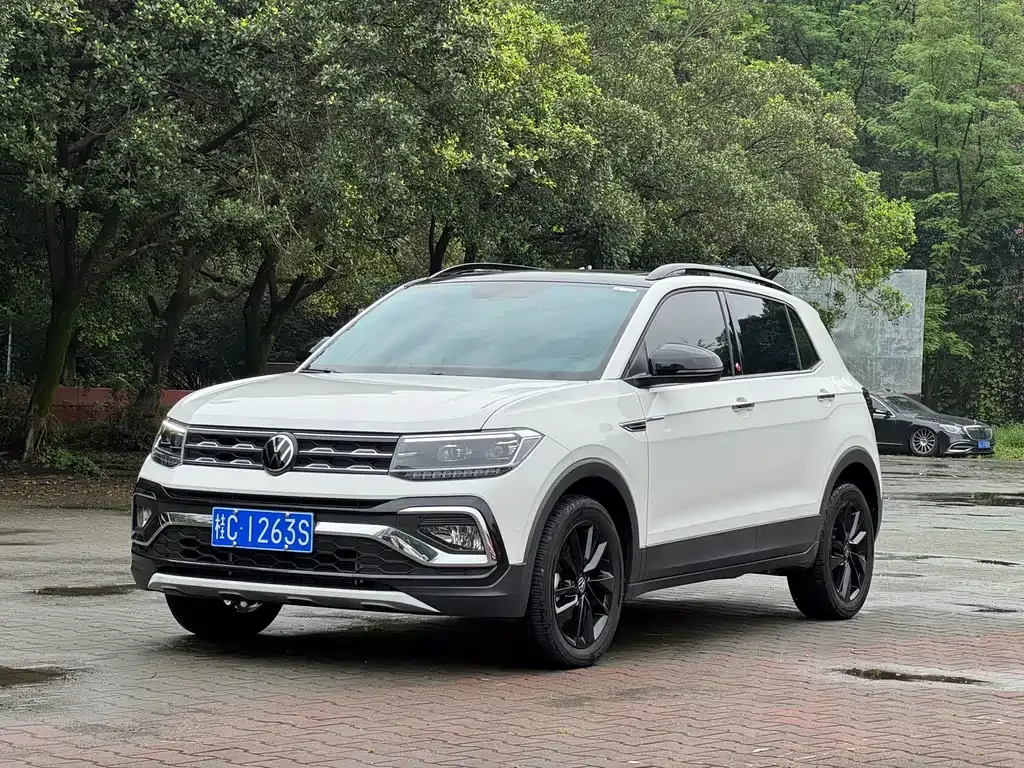 Volkswagen T-Cross — фото 1