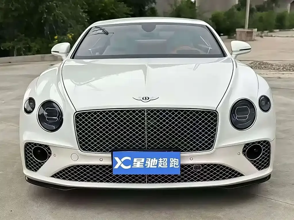 Bentley Continental — фото 1