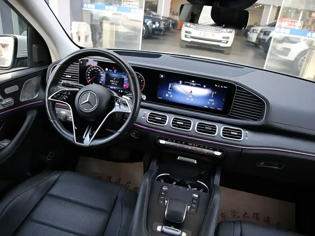 Mercedes-Benz GLE — фото 10