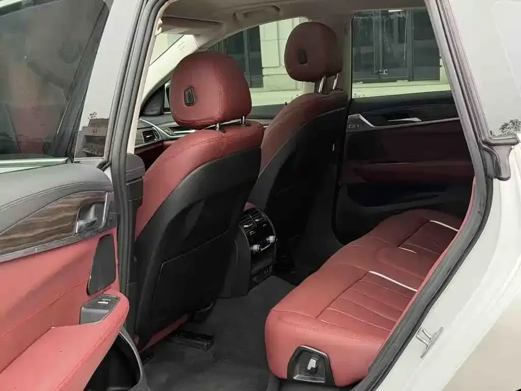 BMW 6 Series GT 2022 из CN, фото 8