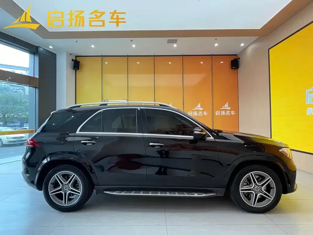 Mercedes-Benz GLE — фото 6