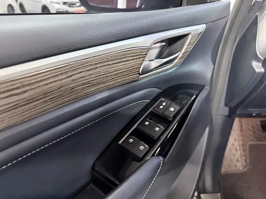 GAC Motor Trumpchi M8 — фото 4