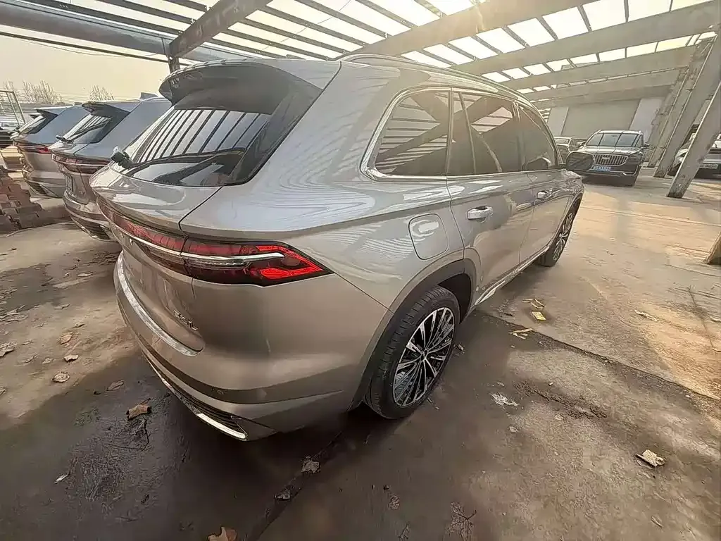 Geely Xingyue L — фото 4