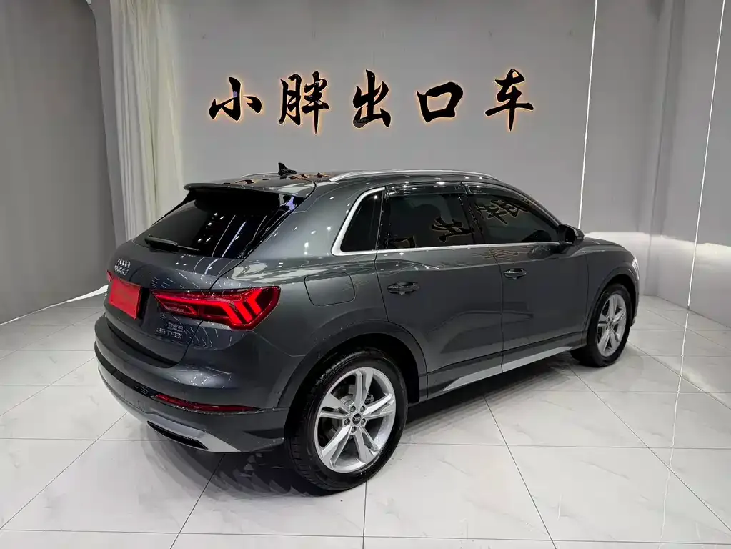 Audi Q3 — фото 10