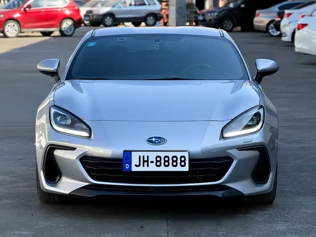 Subaru BRZ 2023 из CN, фото 7