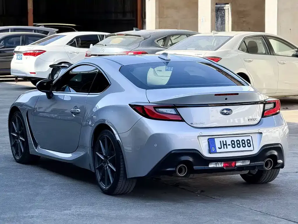 Subaru BRZ 2023 из CN, фото 2
