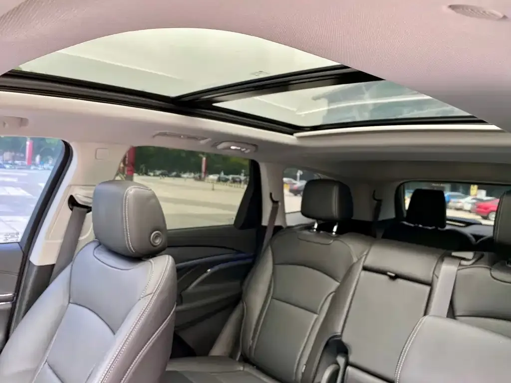 Buick Enclave 2022 из CN, фото 7