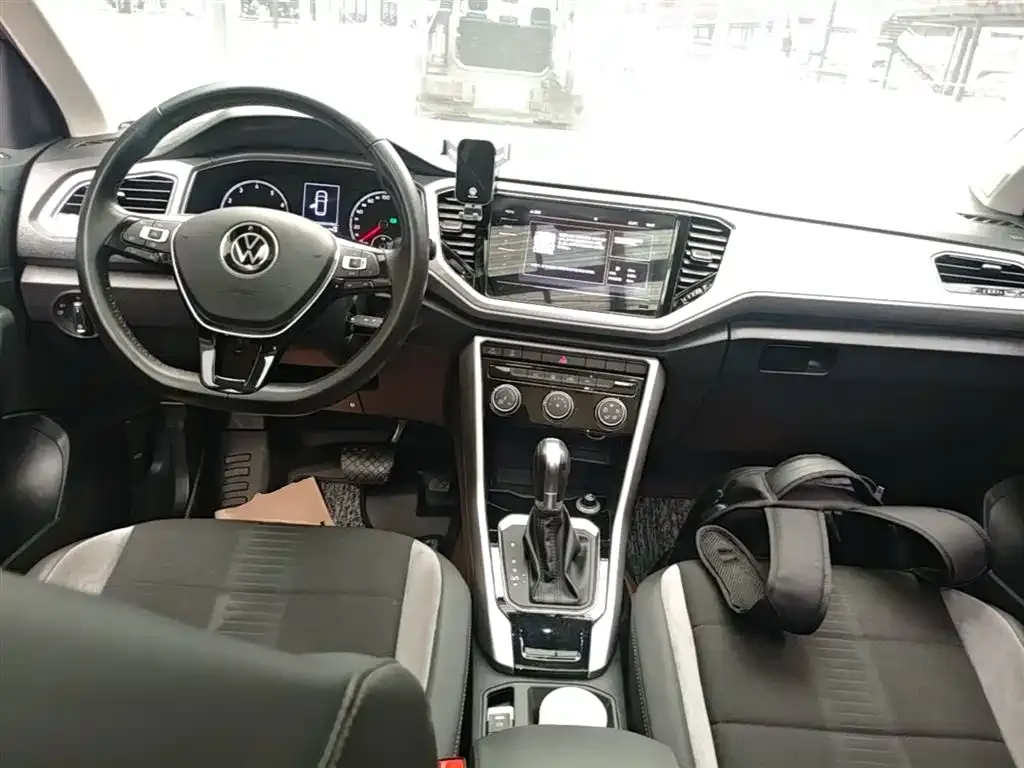 Volkswagen T-Roc 2021 из CN, фото 5