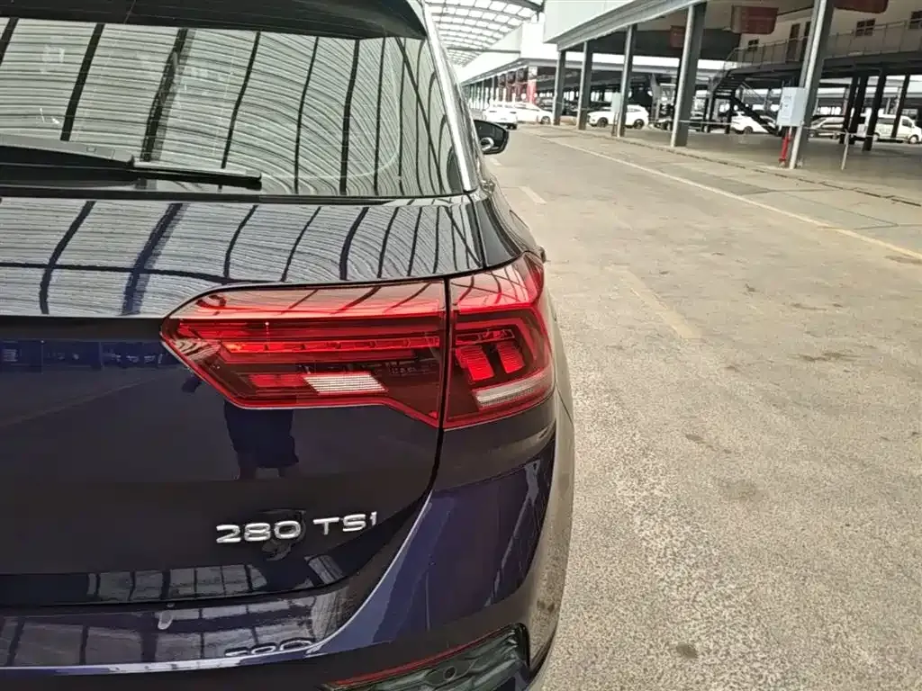 Volkswagen T-Roc 2021 из CN, фото 3